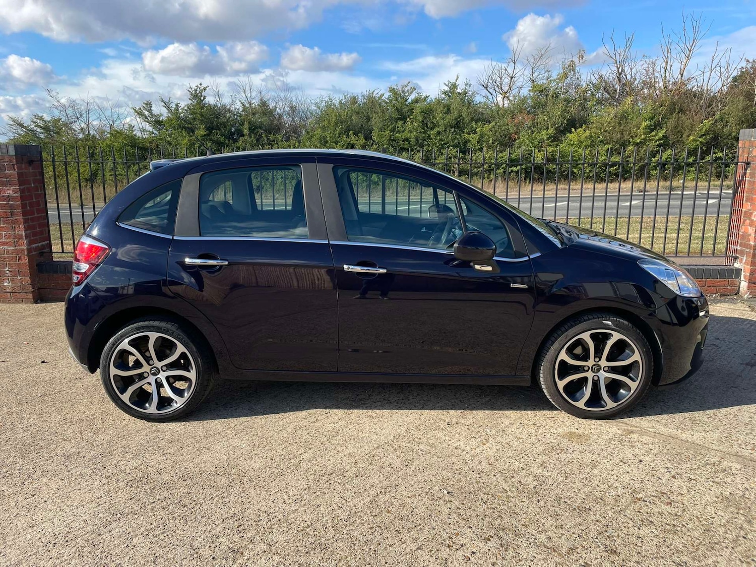 Used Citroen C3 2014 for sale - 76363853: Photo 10