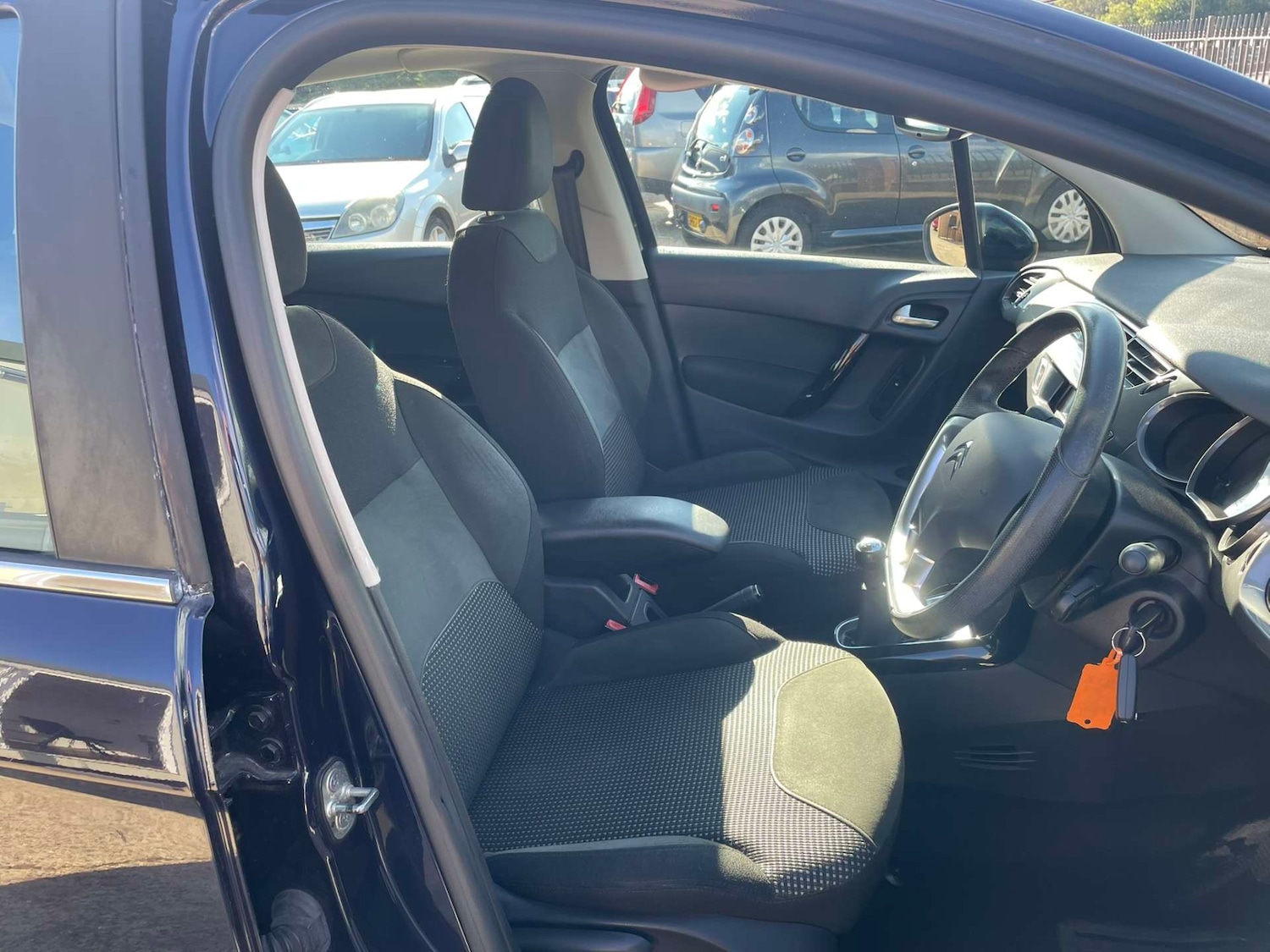Used Citroen C3 2014 for sale - 76363853: Photo 11
