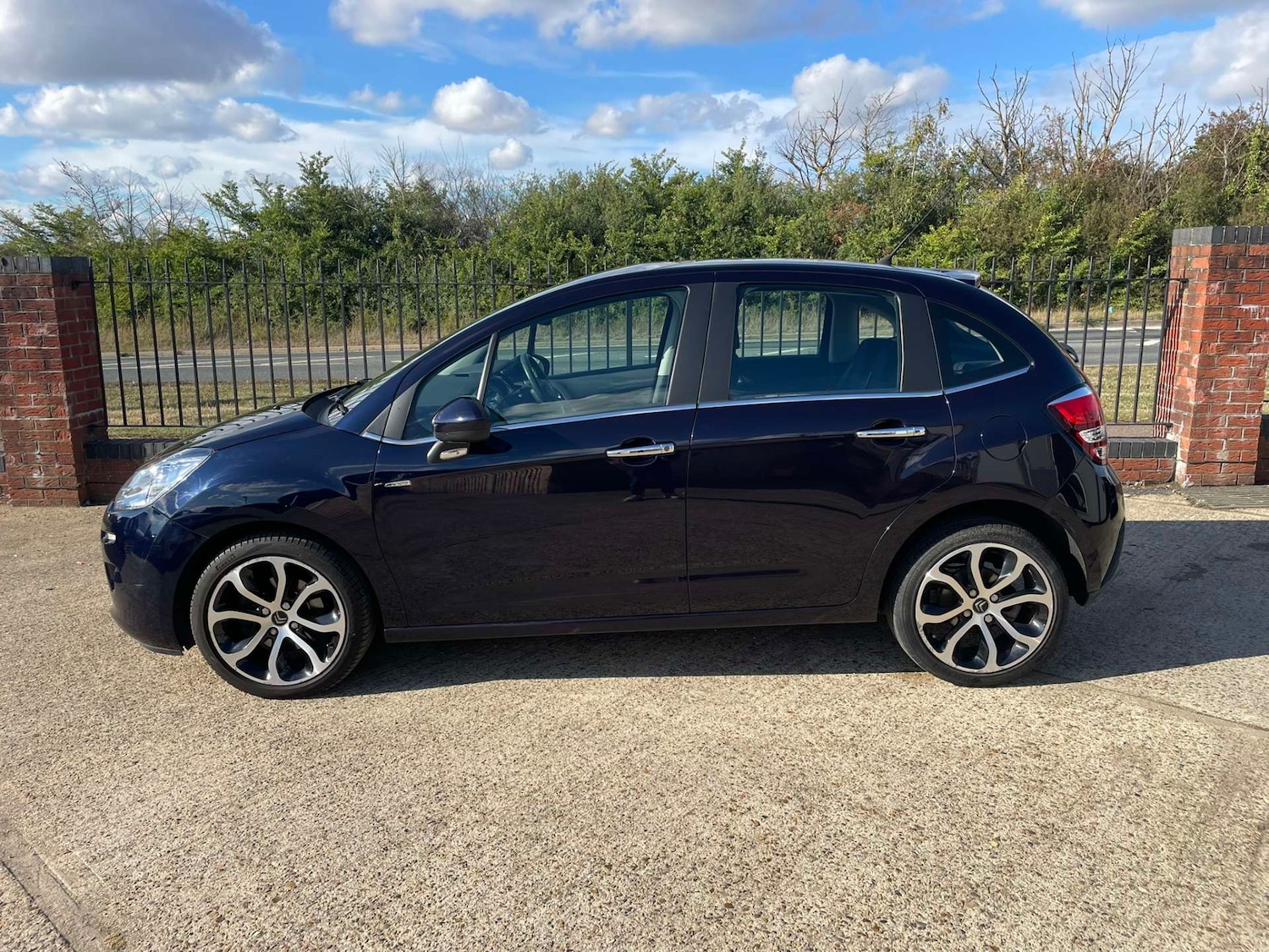Used Citroen C3 2014 for sale - 76363853: Photo 7