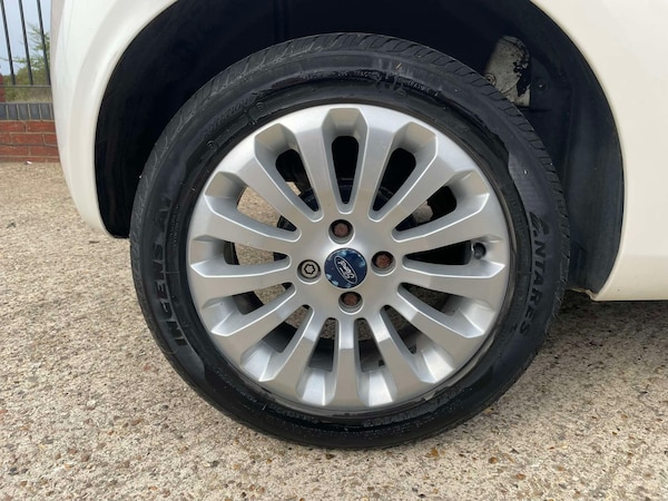 Used Ford Ka 2012 for sale - 76277448: Photo 24