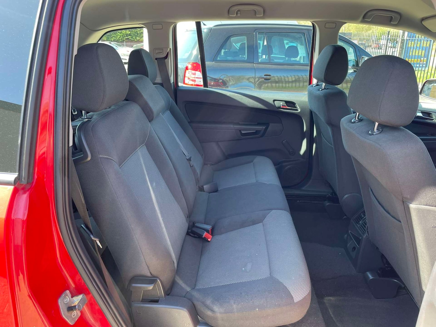 Used Vauxhall Zafira 2014 for sale - 77420252: Photo 19