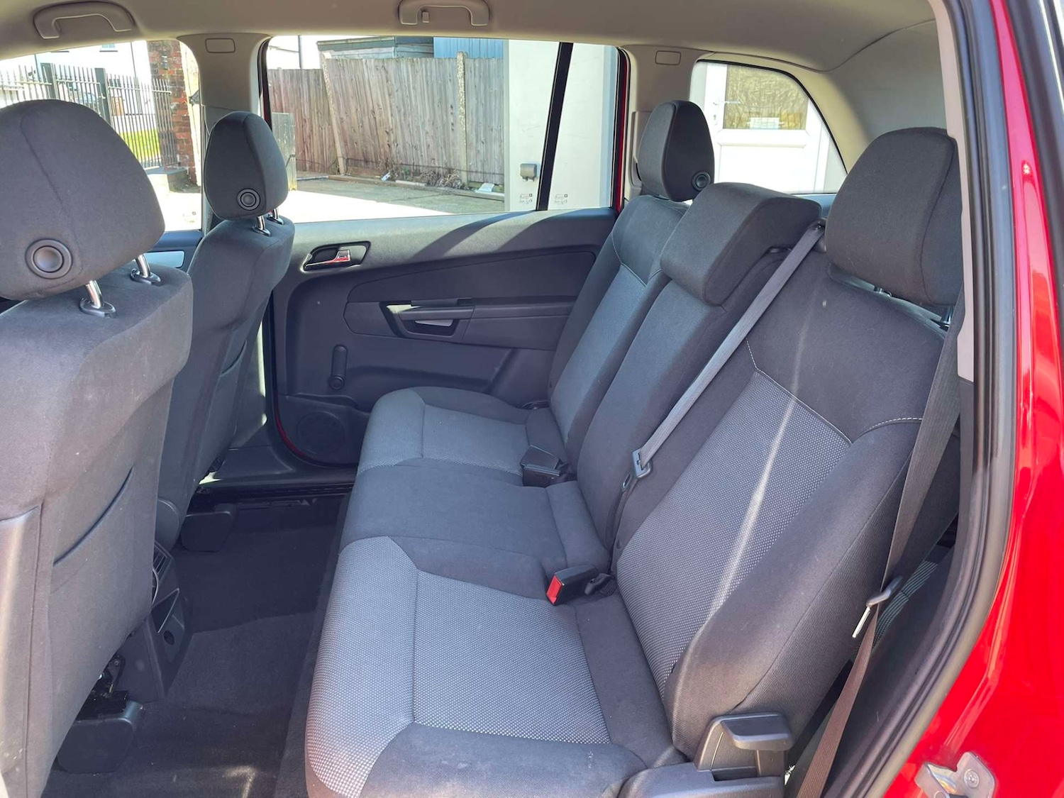 Used Vauxhall Zafira 2014 for sale - 77420252: Photo 3