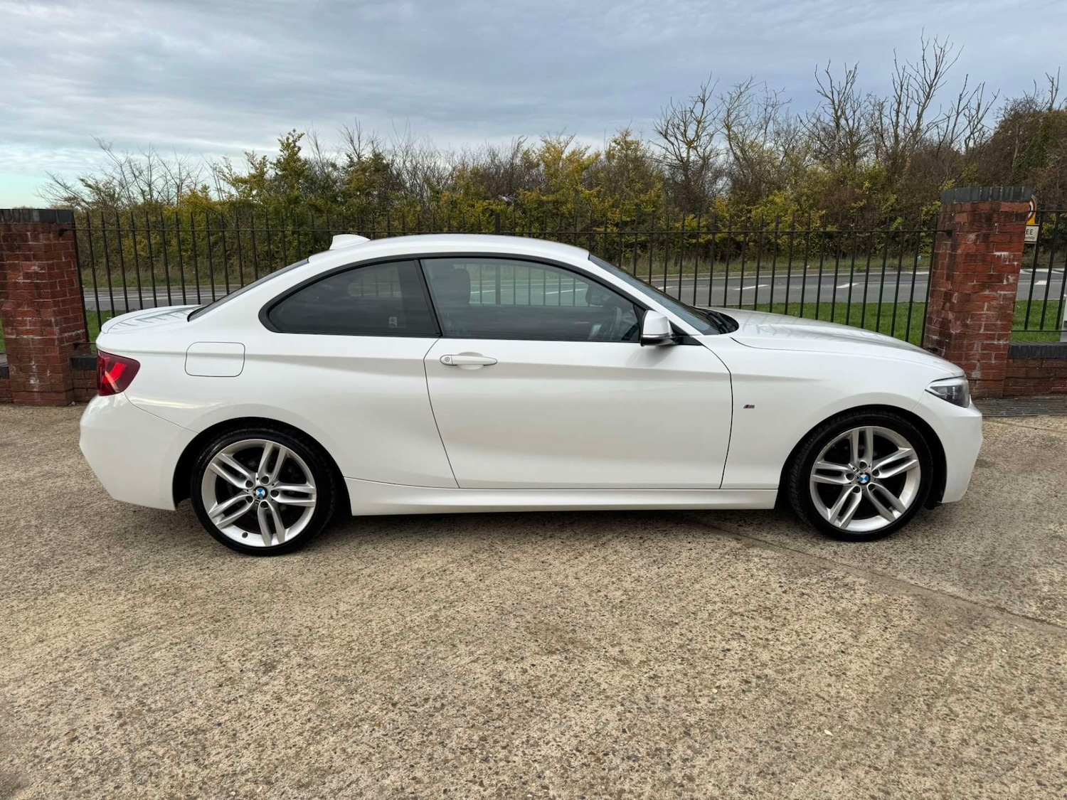 Used BMW 2 Series 2014 for sale - 76469501: Photo 10