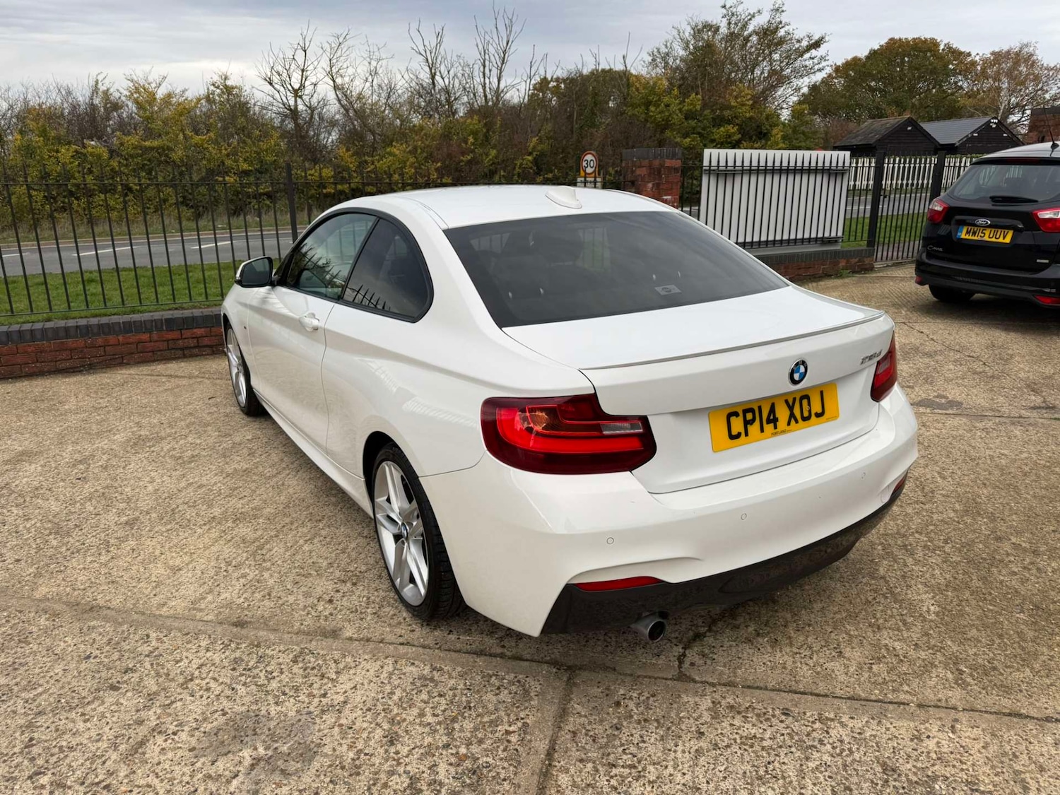 Used BMW 2 Series 2014 for sale - 76469501: Photo 4