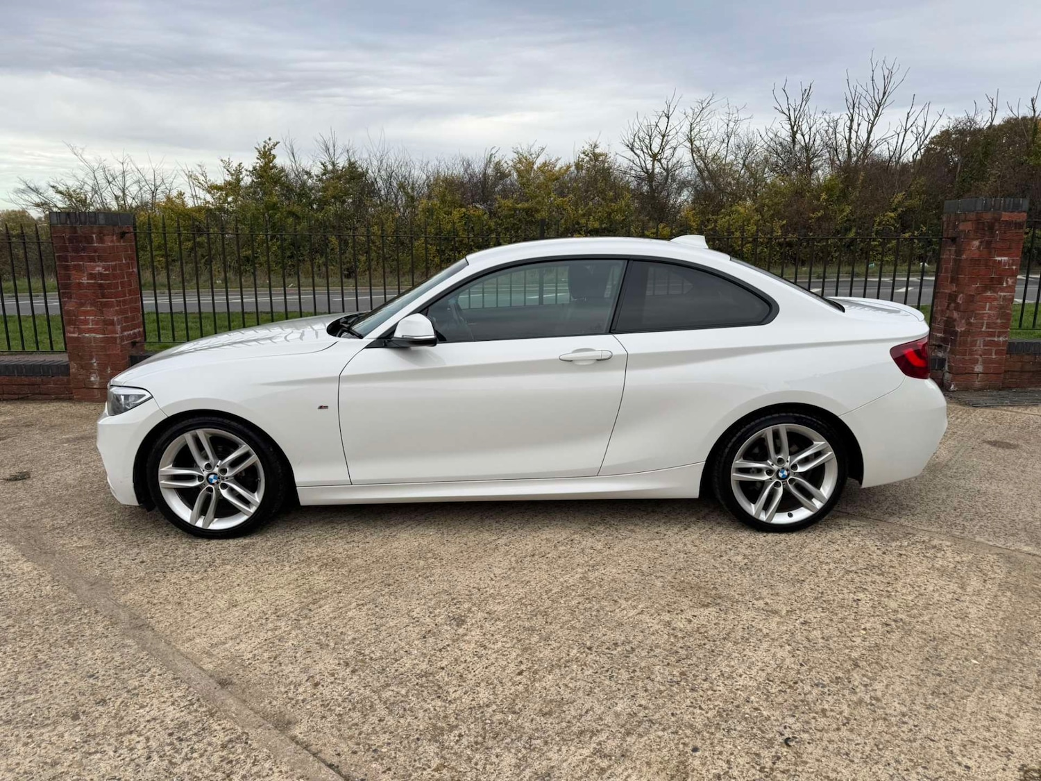 Used BMW 2 Series 2014 for sale - 76469501: Photo 7