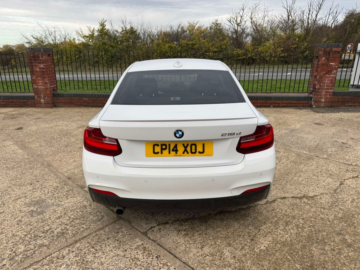 Used BMW 2 Series 2014 for sale - 76469501: Photo 8