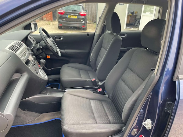 Used Honda Civic 2004 for sale - 75574067: Photo 16