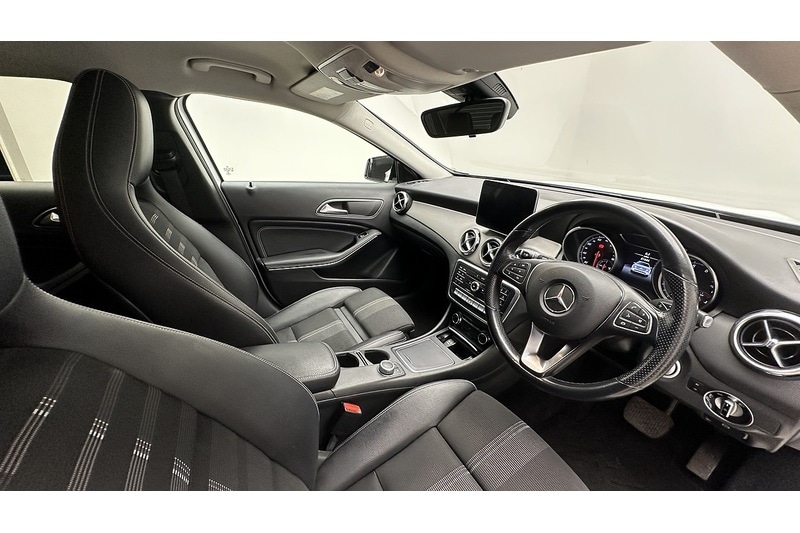 Used Mercedes-Benz GLA 2018 for sale - 77850935: Photo 28