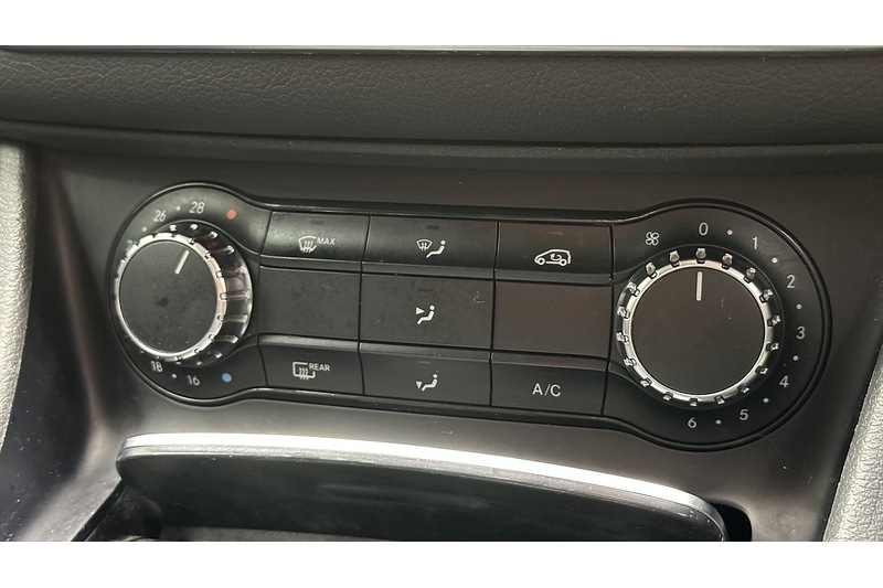 Used Mercedes-Benz GLA 2018 for sale - 77850935: Photo 45