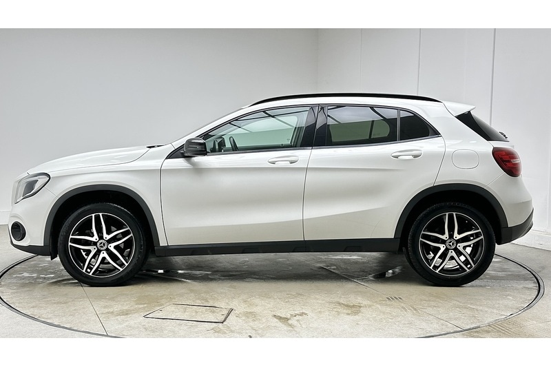 Used Mercedes-Benz GLA 2018 for sale - 77850935: Photo 7