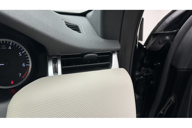 Used Land Rover Discovery Sport for sale - 77272320: Photo 40