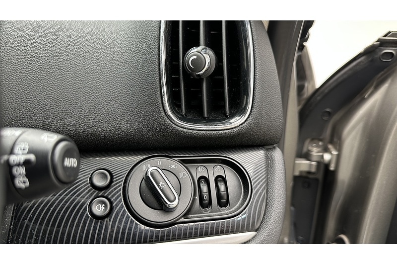 Used MINI Countryman 2019 for sale - 78122325: Photo 32