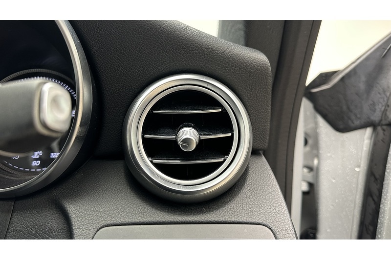 Used Mercedes-Benz C Class 2017 for sale - 77324434: Photo 30