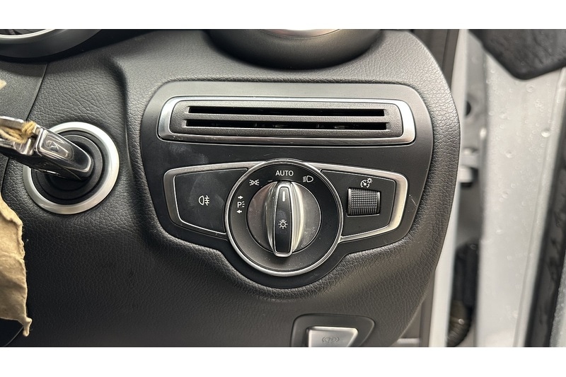 Used Mercedes-Benz C Class 2017 for sale - 77324434: Photo 31