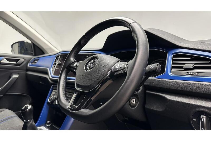 Used Volkswagen T-Roc 2020 for sale - 76784346: Photo 30