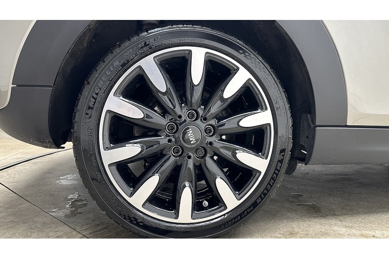 Used MINI Hatch 2020 for sale - 76784475: Photo 16