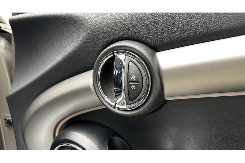 Used MINI Hatch 2020 for sale - 76784475: Photo 29