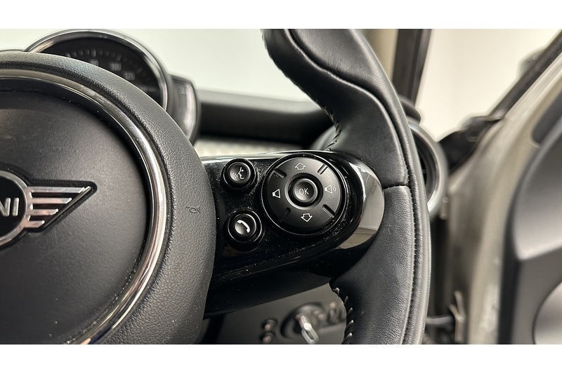 Used MINI Hatch 2020 for sale - 76784475: Photo 35