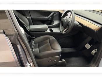 Used Tesla Model Y 2024 for sale - 79289513: Photo