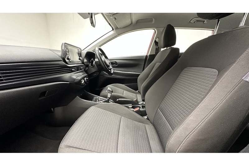 Used Hyundai i20 2022 for sale - 76798873: Photo 23