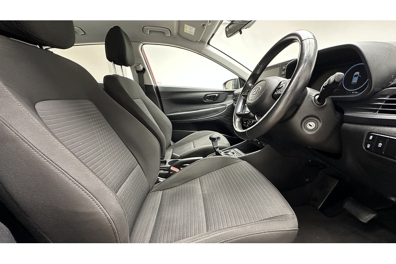 Used Hyundai i20 2022 for sale - 76798873: Photo 30