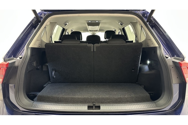 Used Volkswagen Tiguan Allspace 2024 for sale - 77681334: Photo 53