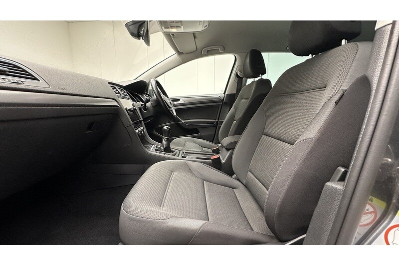 Used Volkswagen Golf 2020 for sale - 77846476: Photo 21