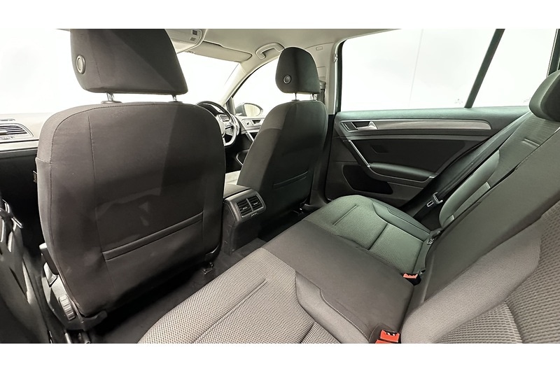 Used Volkswagen Golf 2020 for sale - 77846476: Photo 24