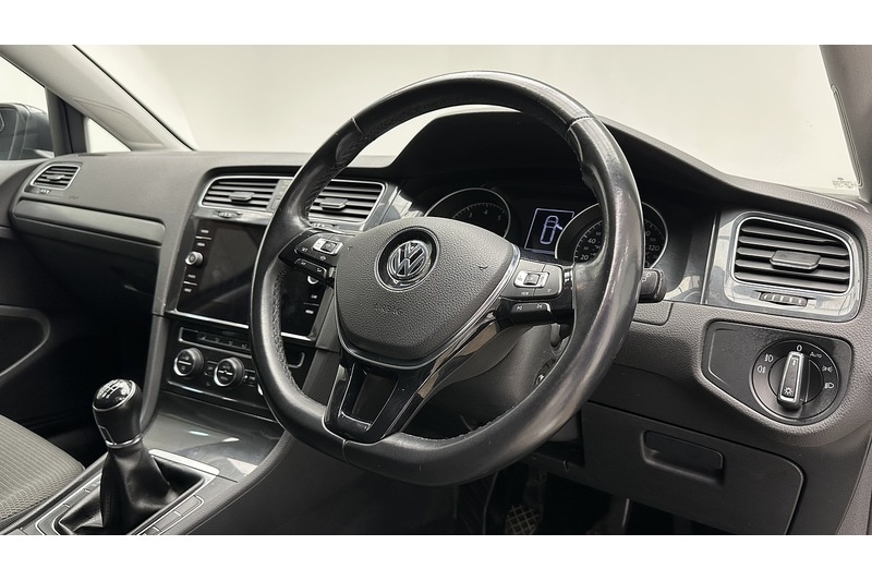 Used Volkswagen Golf 2020 for sale - 77846476: Photo 31