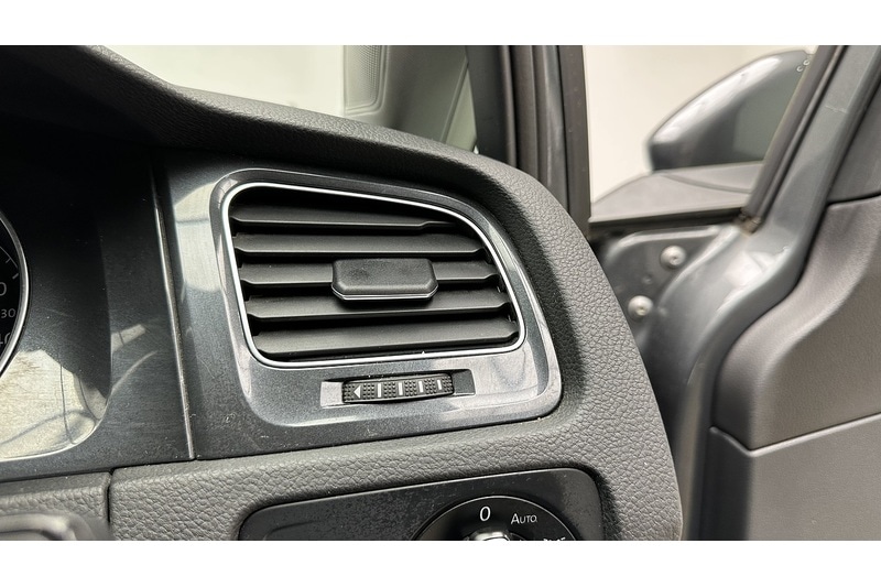 Used Volkswagen Golf 2020 for sale - 77846476: Photo 36