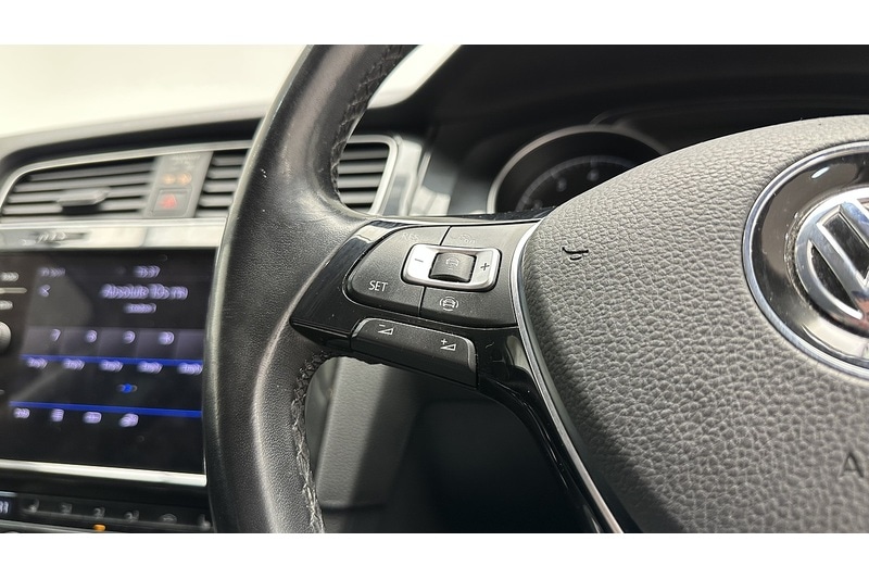 Used Volkswagen Golf 2020 for sale - 77846476: Photo 39