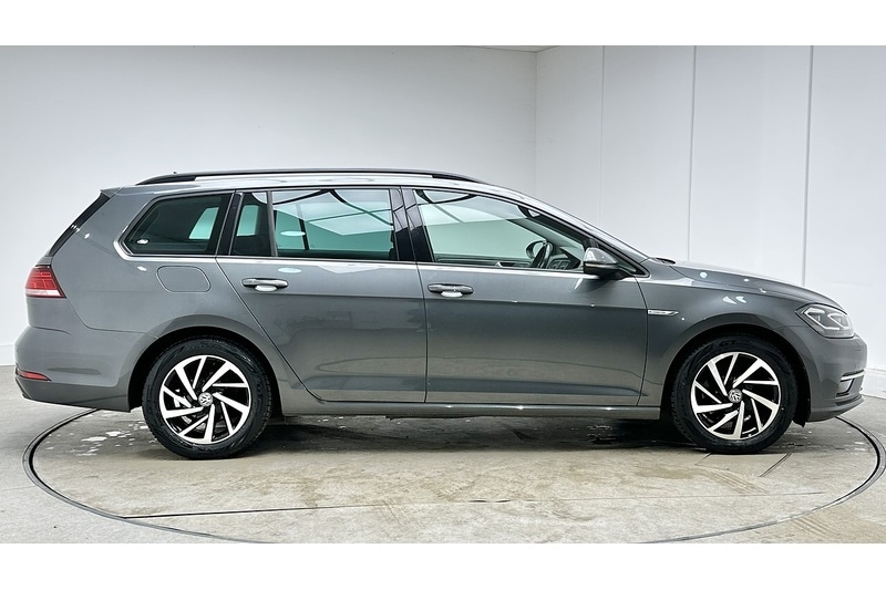 Used Volkswagen Golf 2020 for sale - 77846476: Photo 5