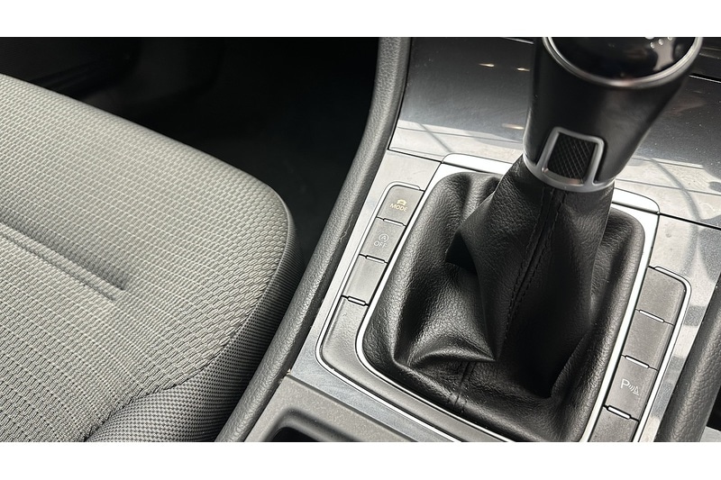 Used Volkswagen Golf 2020 for sale - 77846476: Photo 50