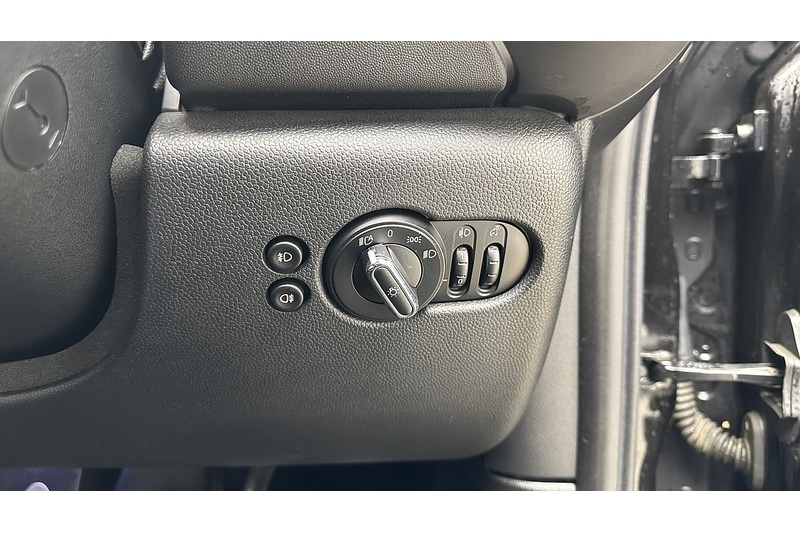 Used MINI Convertible 2020 for sale - 76784578: Photo 34