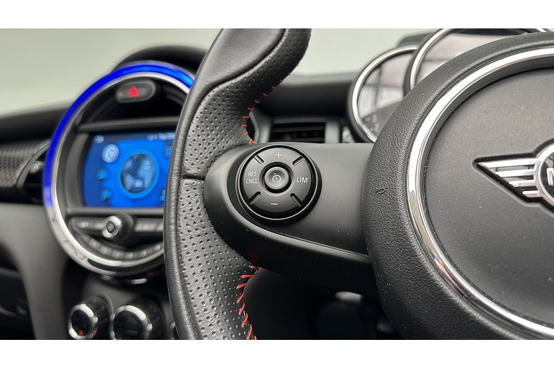 Used MINI Convertible 2020 for sale - 76784578: Photo 37