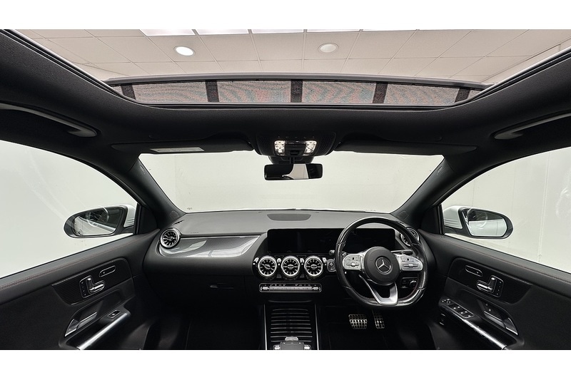 Used Mercedes-Benz GLA 2022 for sale - 77200883: Photo 2