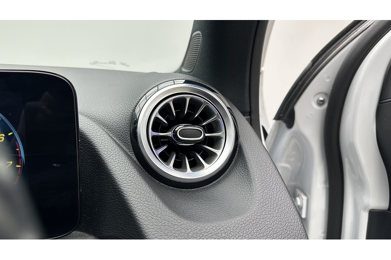 Used Mercedes-Benz GLA 2022 for sale - 77200883: Photo 39