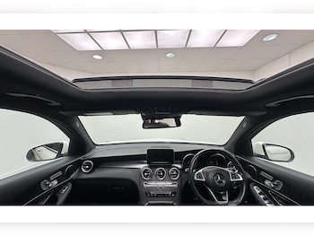 Used Mercedes-Benz GLC 2018 for sale - 79514439: Photo