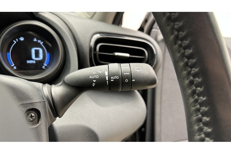 Used Toyota Yaris Cross 2023 for sale - 78201241: Photo 34