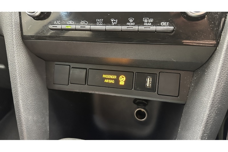 Used Toyota Yaris Cross 2023 for sale - 78201241: Photo 41