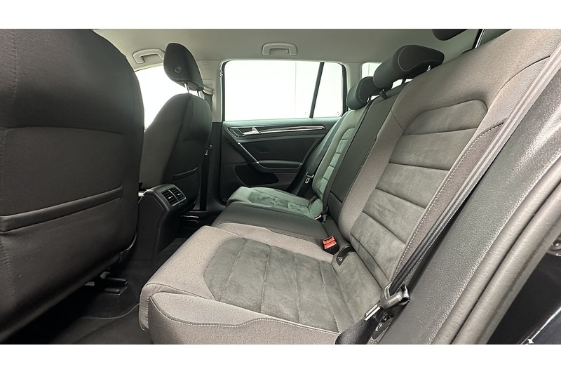 Used Volkswagen Golf 2019 for sale - 76784328: Photo 22