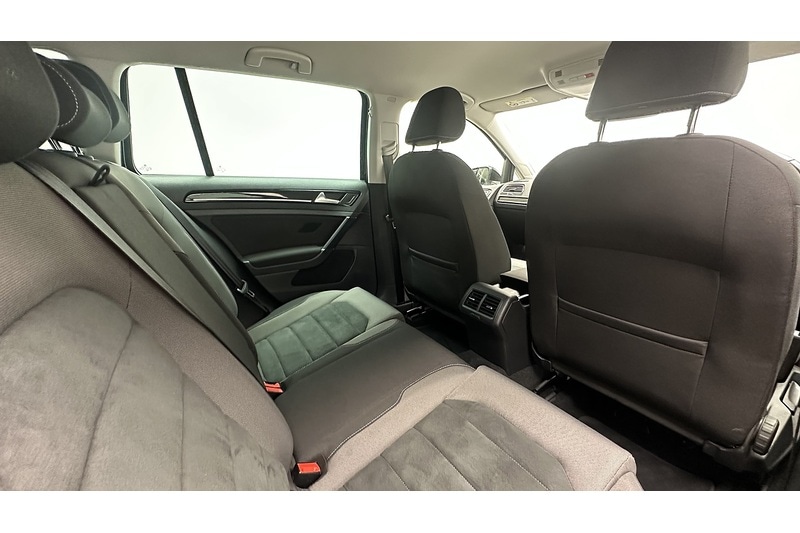 Used Volkswagen Golf 2019 for sale - 76784328: Photo 25