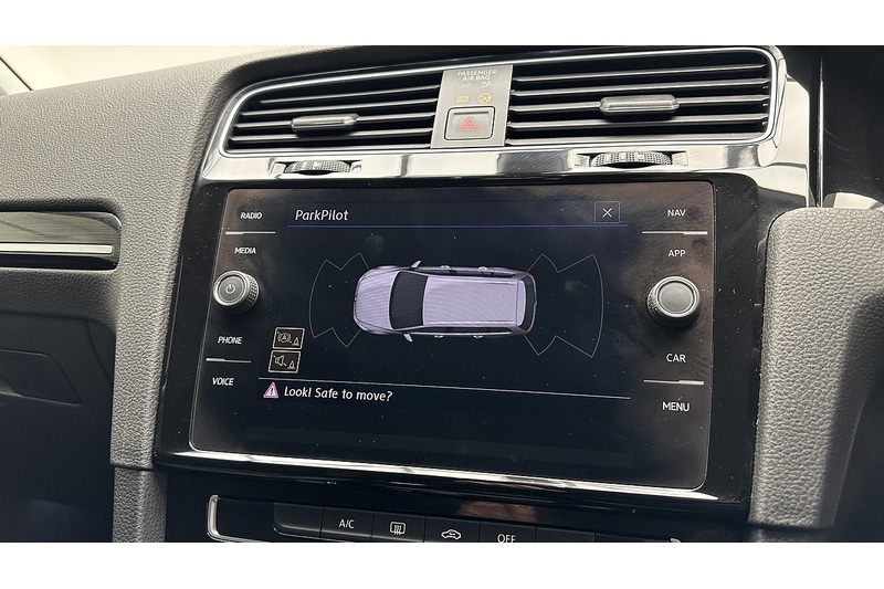 Used Volkswagen Golf 2019 for sale - 76784328: Photo 45