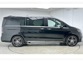 Used Mercedes-Benz V-Class 2024 for sale - 79709840: Photo