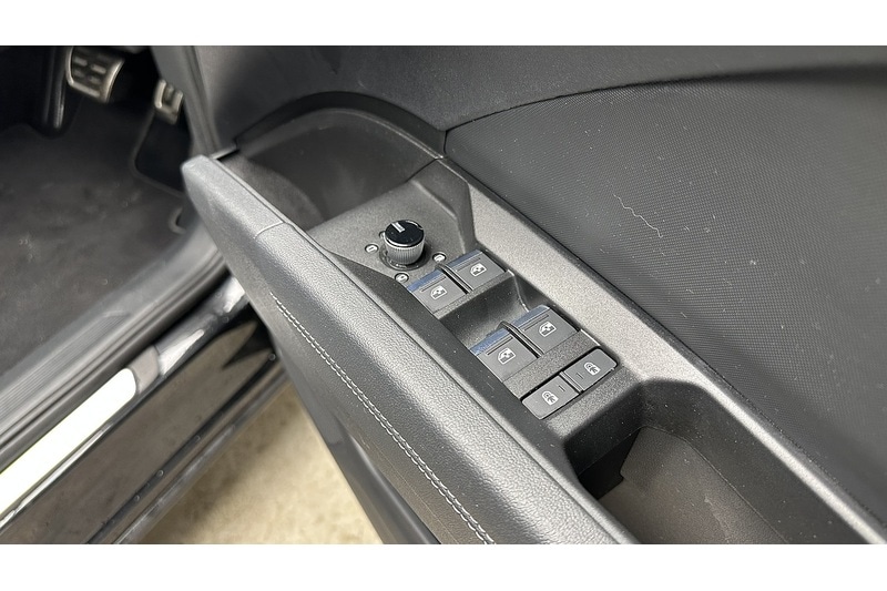 Used Audi Q4 e-tron 2021 for sale - 76798892: Photo 32