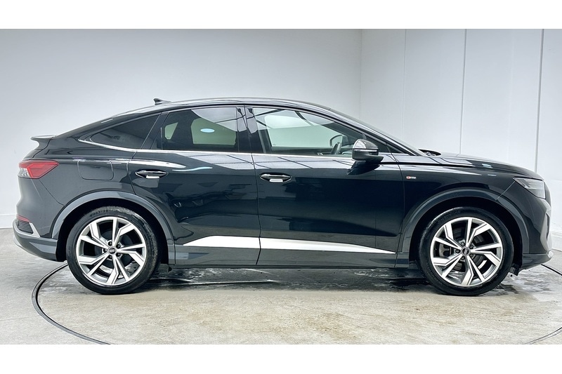 Used Audi Q4 e-tron 2021 for sale - 76798892: Photo 5