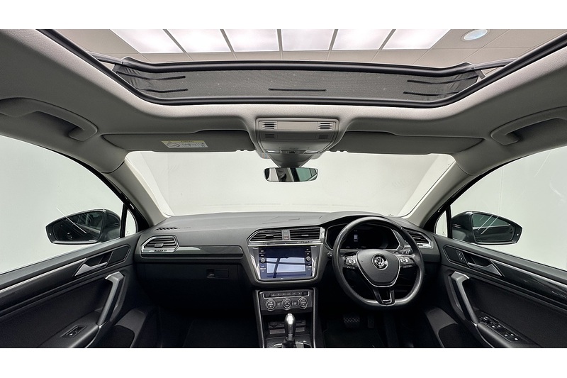 Used Volkswagen Tiguan 2017 for sale - 77356892: Photo 2