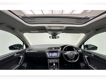 Used Volkswagen Tiguan 2017 for sale - 77356892: Photo