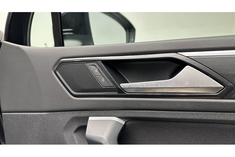 Used Volkswagen Tiguan 2017 for sale - 77356892: Photo 38