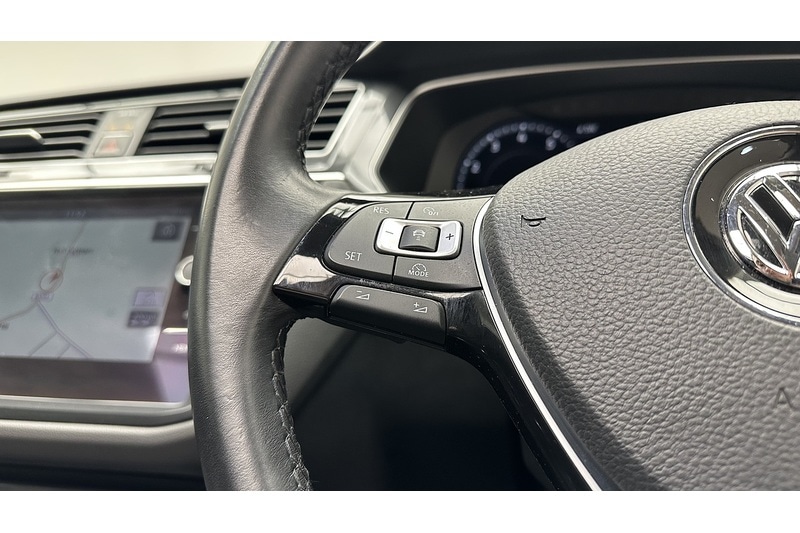 Used Volkswagen Tiguan 2017 for sale - 77356892: Photo 44